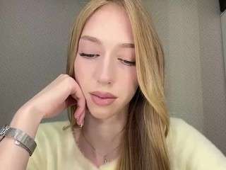 laraethurrell live webcam show
