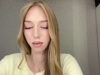 laraethurrell