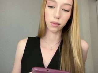laraethurrell live webcam show