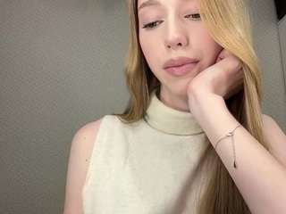 laraethurrell