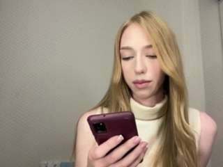 laraethurrell live webcam show