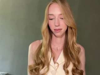 LaraeThurrell live webcam show