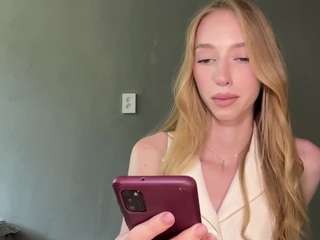 laraethurrell