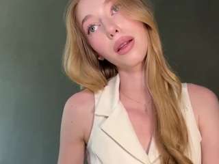 laraethurrell