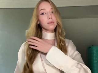 laraethurrell