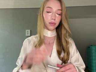 laraethurrell