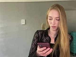 laraethurrell