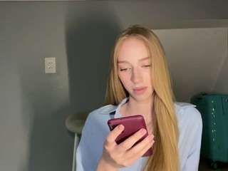 laraethurrell