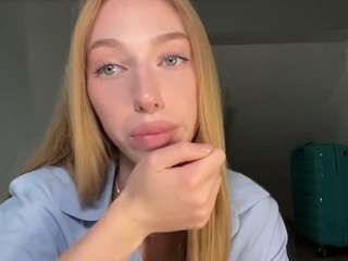 laraethurrell