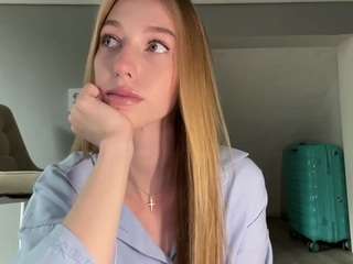 laraethurrell