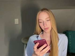 laraethurrell