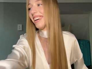 laraethurrell