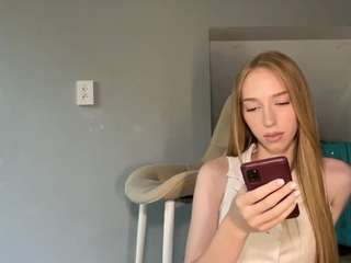 laraethurrell