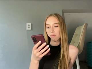 laraethurrell