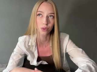 laraethurrell