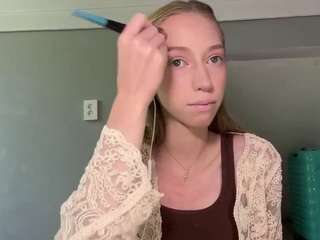 laraethurrell