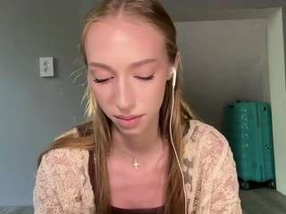 laraethurrell
