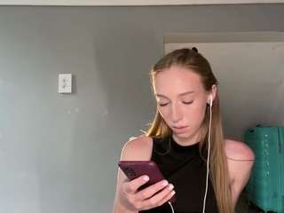 laraethurrell