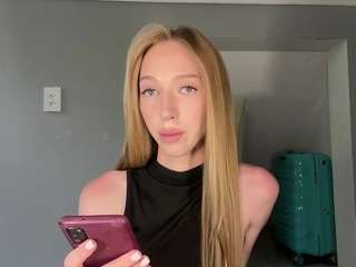laraethurrell