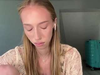 laraethurrell