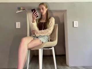 laraethurrell