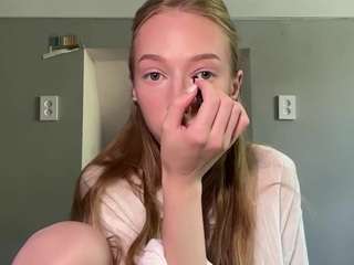 laraethurrell
