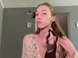 laraethurrell