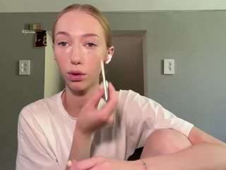 laraethurrell