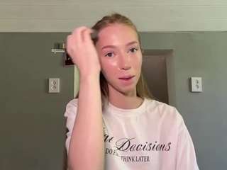 laraethurrell