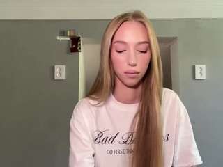 laraethurrell