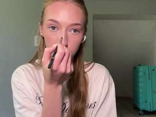 laraethurrell