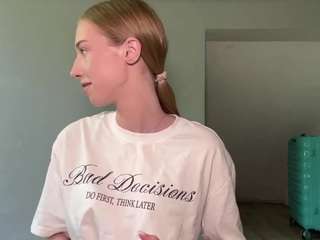 laraethurrell