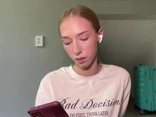 laraethurrell