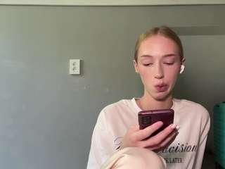 laraethurrell