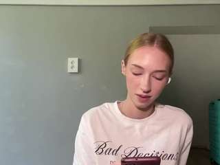 laraethurrell