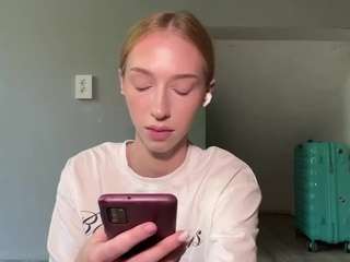 laraethurrell