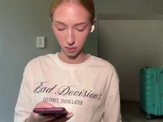 laraethurrell
