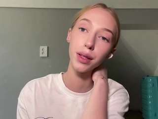 laraethurrell