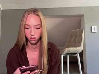 laraethurrell