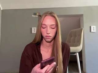 laraethurrell