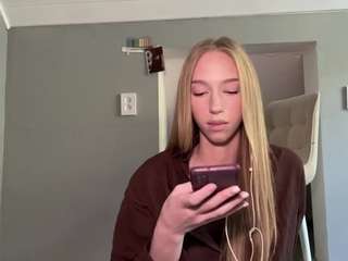 laraethurrell
