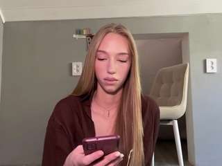 laraethurrell