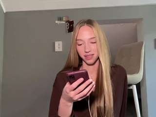 laraethurrell