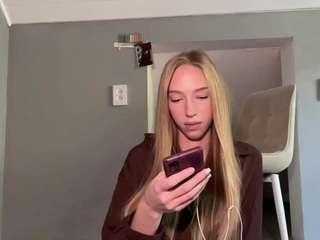 laraethurrell