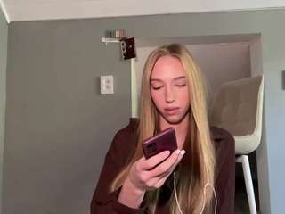 laraethurrell