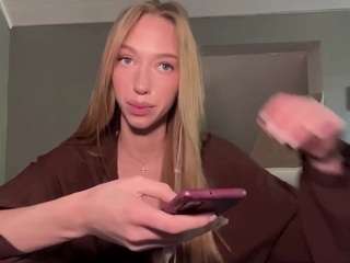 laraethurrell