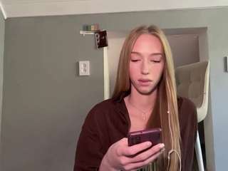 laraethurrell