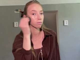 laraethurrell