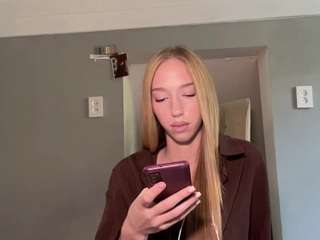 laraethurrell