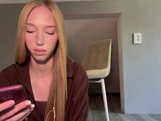 laraethurrell